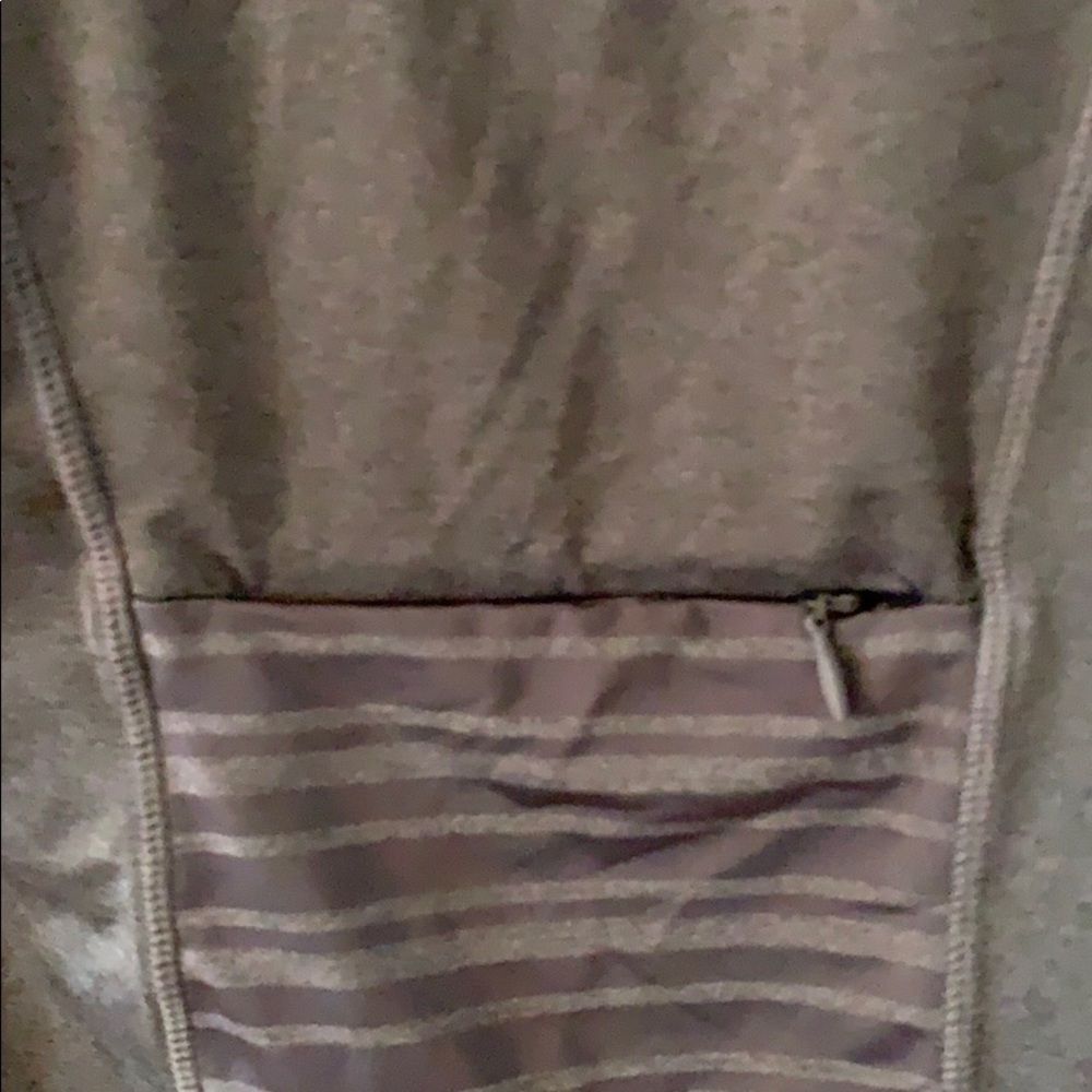 Workout tank - Picture 3 of 5